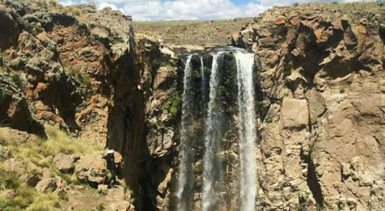 Promueven Turismo en los Parajes de la Catarata de Totorani en Puno