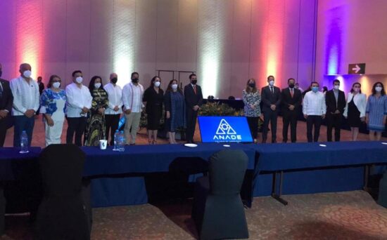 Cumbre Mundial del WTTC Inició con Éxito en Cancún