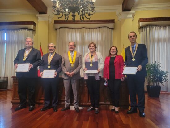 Municipalidad de Miraflores Reconoció a Destacados Promotores con la Medalla “Mérito al Turismo”