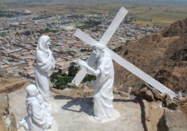 Semana Santa: Chepén Restaura Esculturas Religiosas