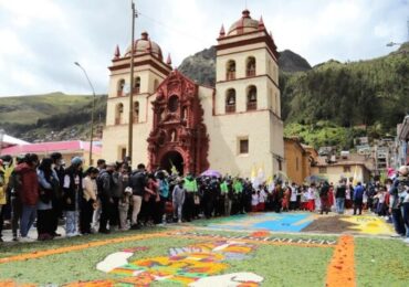 Semana Santa: Huancavelica Muestra sus Templos Barrocos y lo Mejor de su Gastronomía