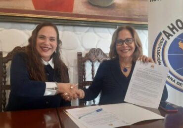 AHORA Perú Firma Convenio con ONG Tierra y Ser