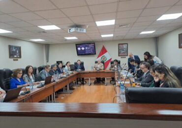 AHORA Perú Participó en la Firma del Proyecto de Ley que Fortalece el Artículo 59ª de la Constitución y las Libertades de Empresa y Comercio