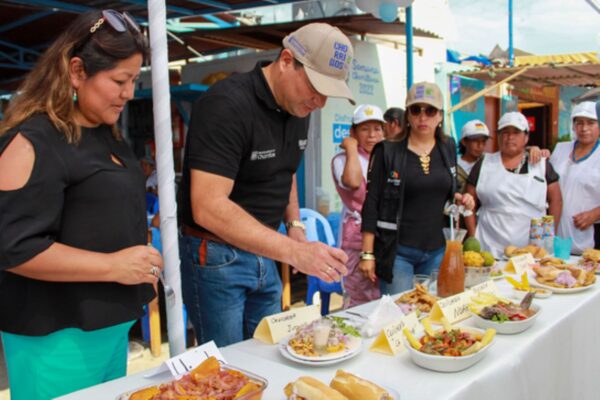 Municipalidad y Pescadores Promueven Circuito Gastronómico Turístico