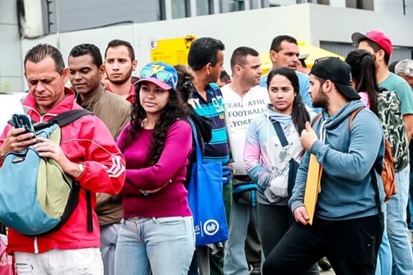 Migraciones Sancionará a Empresas que Hospeden o Transporten a Extranjeros Indocumentados