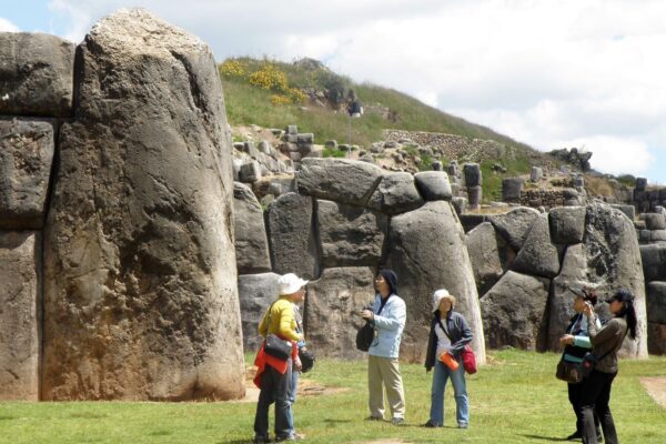 Sacsayhuamán: Fiscalizan Labor de Guías de Turismo
