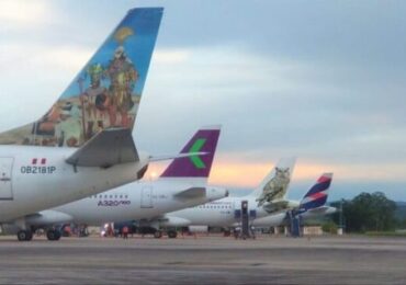 Caos en Aeropuerto de Tarapoto tras Cancelación de Vuelos