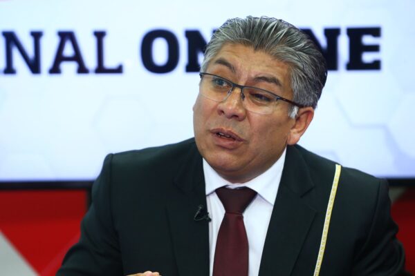 Gobernador Regional de Cusco Destaca fin de Huelga