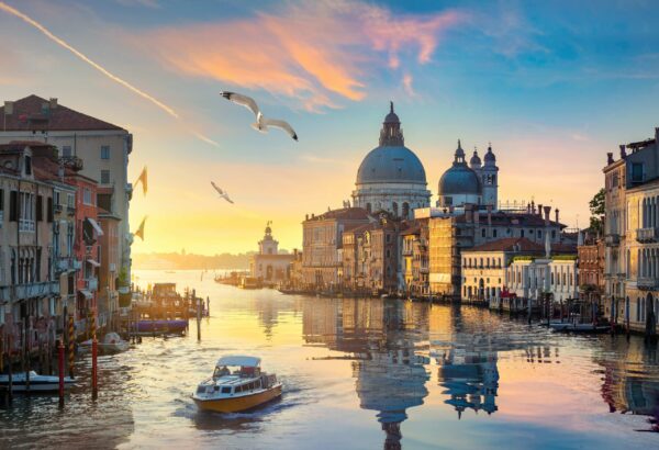 Venecia Decidió Imponer Tasa Turística.