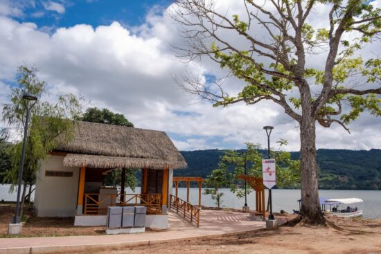 Inauguran Obra Turística Cerca de la Laguna Sauce