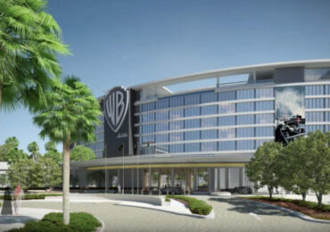 Warner Bros Abre su Primer Hotel Operado por Hilton
