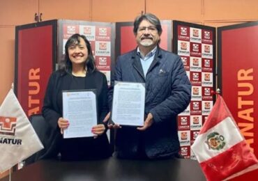 Canatur Firma Convenio con la Universidad Le Cordon Bleu