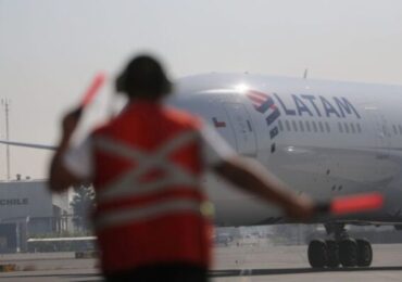 Latam Ofrece Traslado Gratuito a Pasajeros Varados por Viva Air