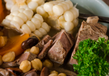 Vuelve el Tradicional Buffet de Sancochado del Crowne Plaza Lima una Opción para el Día del Padre
