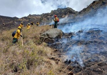 Cierran el Camino Inca a Machu Picchu por Incendio Forestal