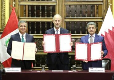 Perú y Catar Firman Acuerdo de Servicios Aéreos a Favor del Turismo