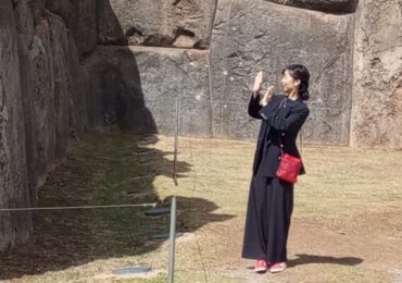 Princesa Kako de Japón Maravillada con Machu Picchu