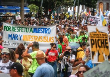 Protestas Multitudinarias en las Islas Canarias contra el Turismo de Masas