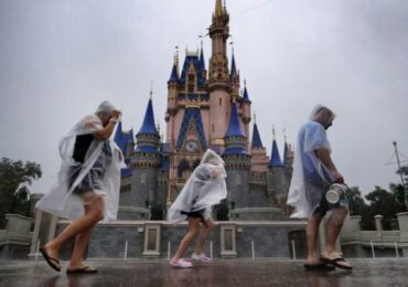 Cierres de Disney, Universal y el Aeropuerto Frenan Turismo en Orlando