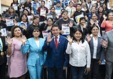 Ministra Desilú León Destaca Potencial Turístico y Exportador de Tacna