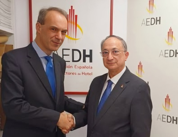 AHORA PERÚ y AEDH Firman Acuerdo de Colaboración