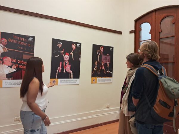 Ruta del Papa: Palacio Municipal con Récord de Visitantes