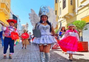 Día Mundial del Turismo con Pasacalle por el Centro Histórico de Arequipa
