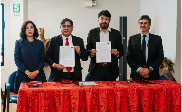 Cusco: Firman Convenio para Fortalecer Turismo de Negocios y Congresos