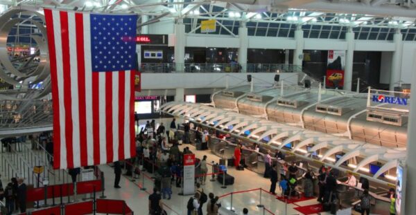 Recortar Vuelos en EEUU  Traerá Enormes Repercusiones