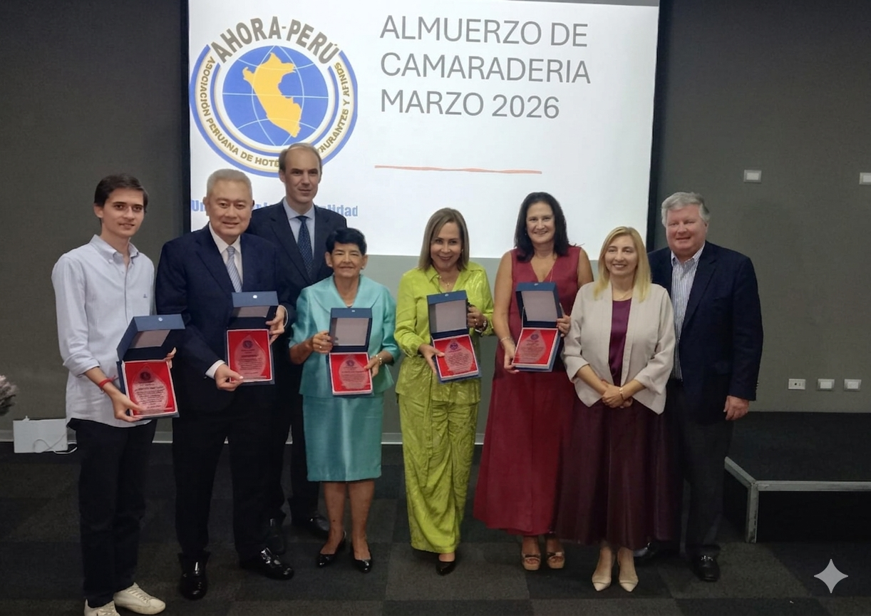 AHORA PERÚ reconoce a cinco personalidades destacadas del sector turismo y gastronomía