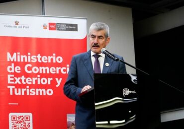 AHORA PERÚ resalta la experiencia del nuevo ministro de Comercio Exterior y Turismo en el sector