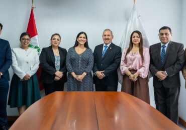 Mincetur fortalece coordinación con Migraciones para mejorar experiencia de turistas que llegan al Perú