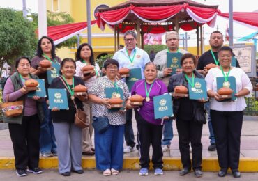 Municipalidad de Mala reconoce a cocineras y cocineros por preservar la tradición gastronómica